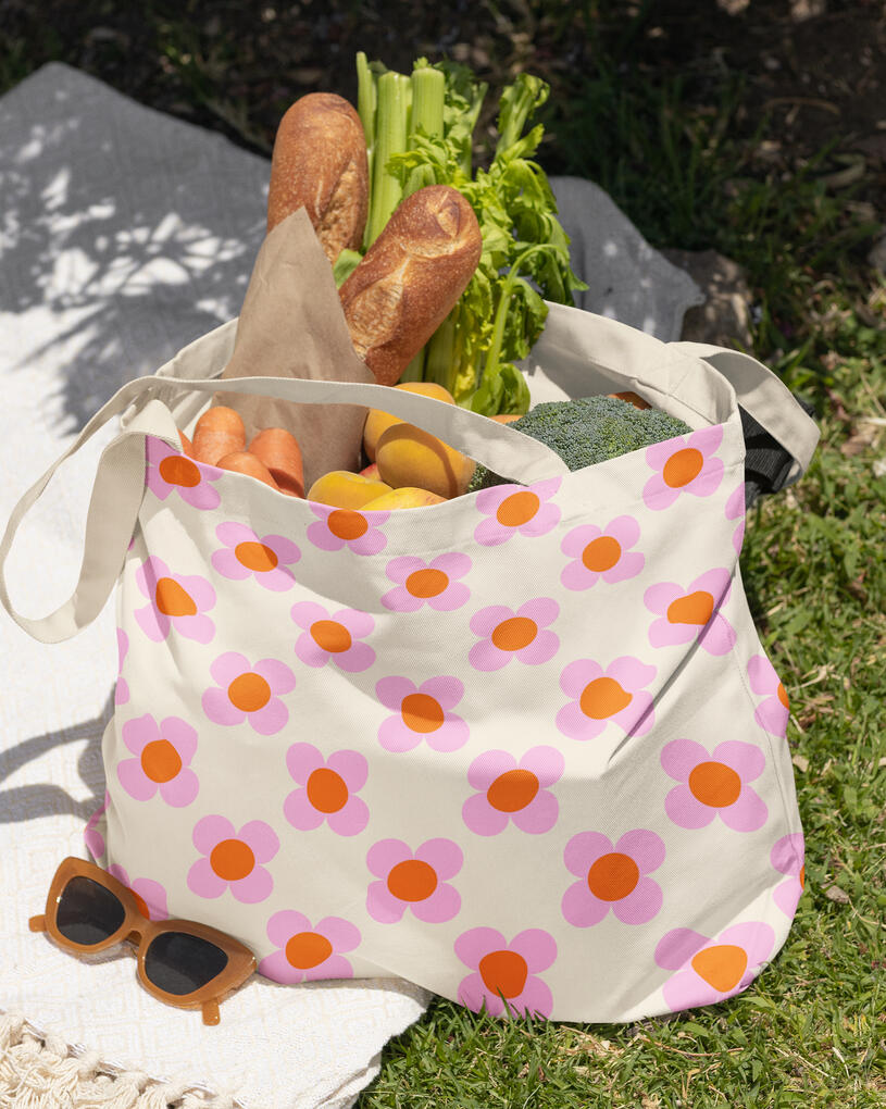 Retro pink flower tote bag Canvas tote bag with pink and orange retro style flower pattern.